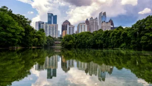 Lake Clara Meer and the Midtown Atlanta skyline in Piedmont Park